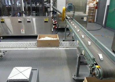 tube filling and packing